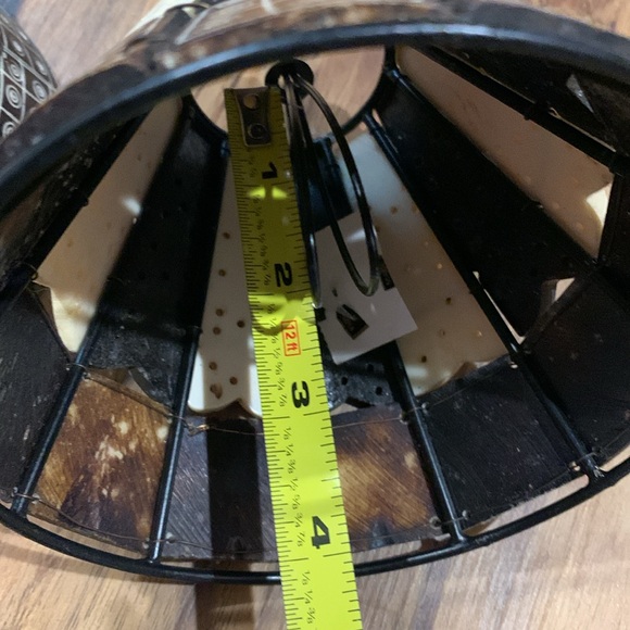 Set of vintage carved bone and horn large beads made into mini lamp shades 4-5” - Picture 5 of 8